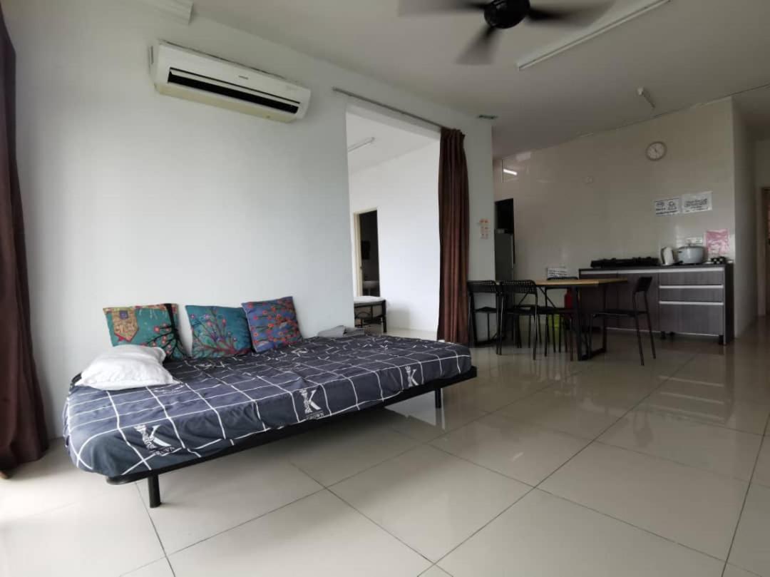 Vista Alam Serviced Apartment Near Idcc Sacc Pkns Uitm Msu Avisena Shah Alam Dış mekan fotoğraf
